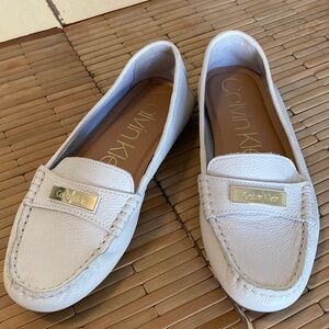Calvin Klein Leta White Loafers with Gold Emblem - Size 7 or 7.5 Narrow